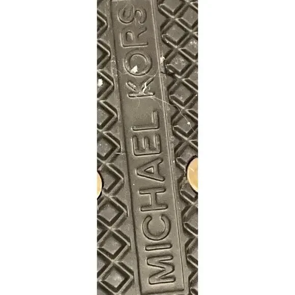NWOT Michael Kors Women's Signature MK LOGO Flip Flop Sandals Size 6M - Picture 4 of 6